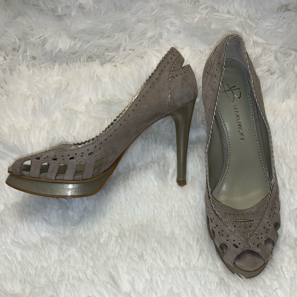B Makowsky Womens High Heel Grey Dress Pump Peep Toe Size 6.5M